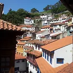 Hotel La Casona De Pío 2*
