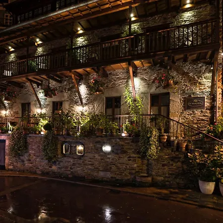 Hotel La Casona De Pio 2*