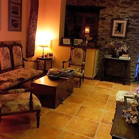 Hotel La Casona De Pio 2*